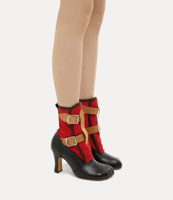 Bondage Boot