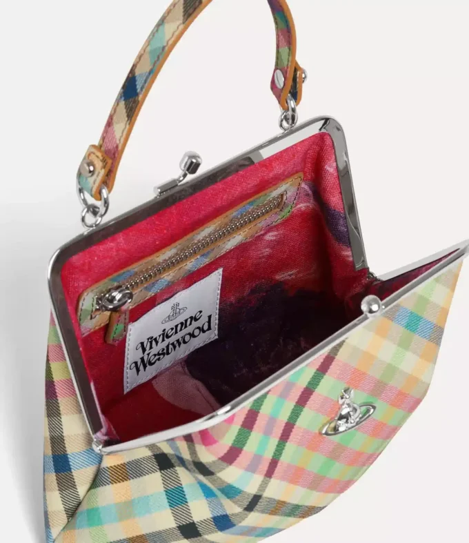 Granny Frame Purse