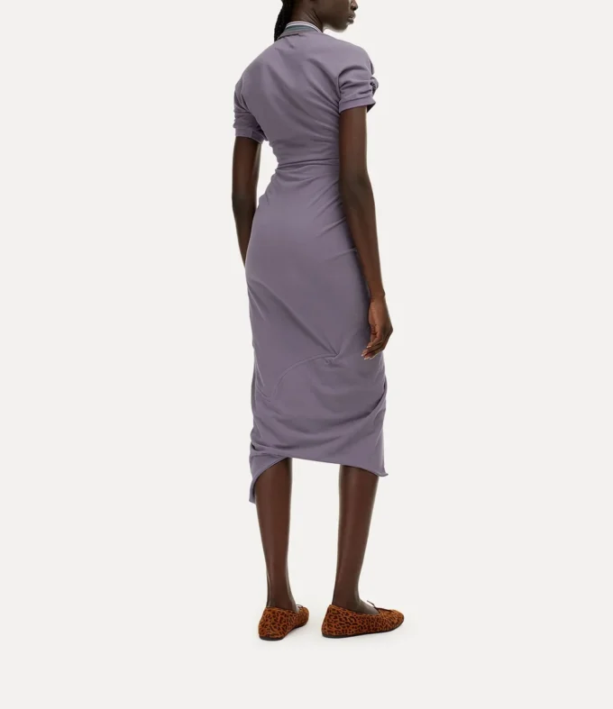 Pulling Dress