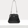 Vivienne’s Clutch